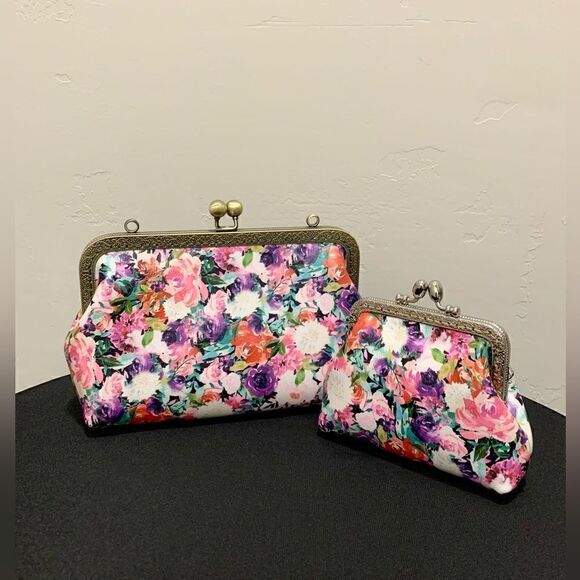 Vintage Handsewn Genuine Leather Floral Print Kisslock Purse & Small clutch Set - Picture 3 of 16